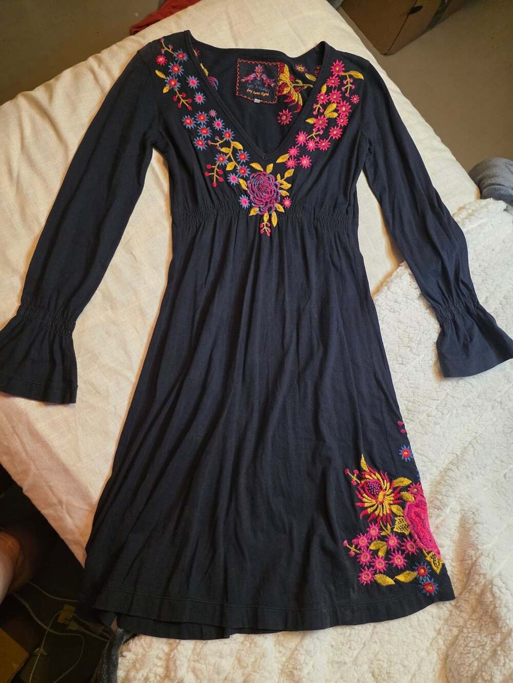 Johnny Was Los Angeles Black Floral Embroidered V-Neck Long Sleeve Dress Size S